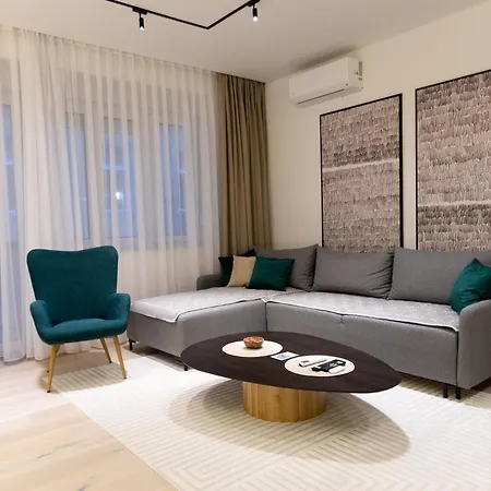 Ferhadija No1 - Designer In Old Town Appartement *